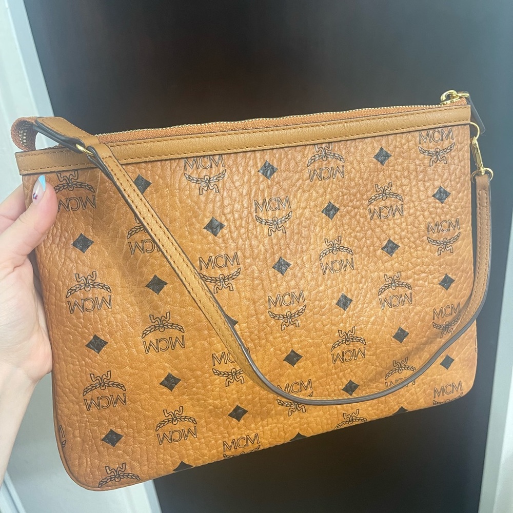 Authentic MCM Small purse NWT